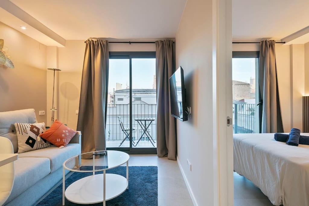 Your Home- Apartment Camp Nou 2A ロスピタレート・デ・リョブレガート エクステリア 写真